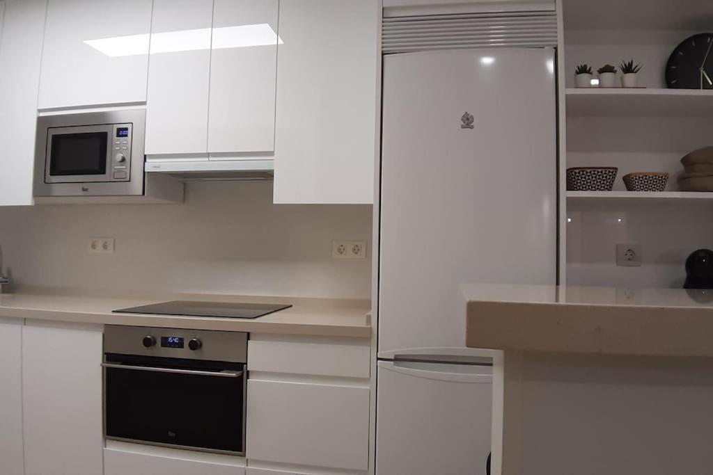 Ferienwohnung Nuevo-Luminoso Y Moderno. Parking Gratis!! Sevilla Exterior foto