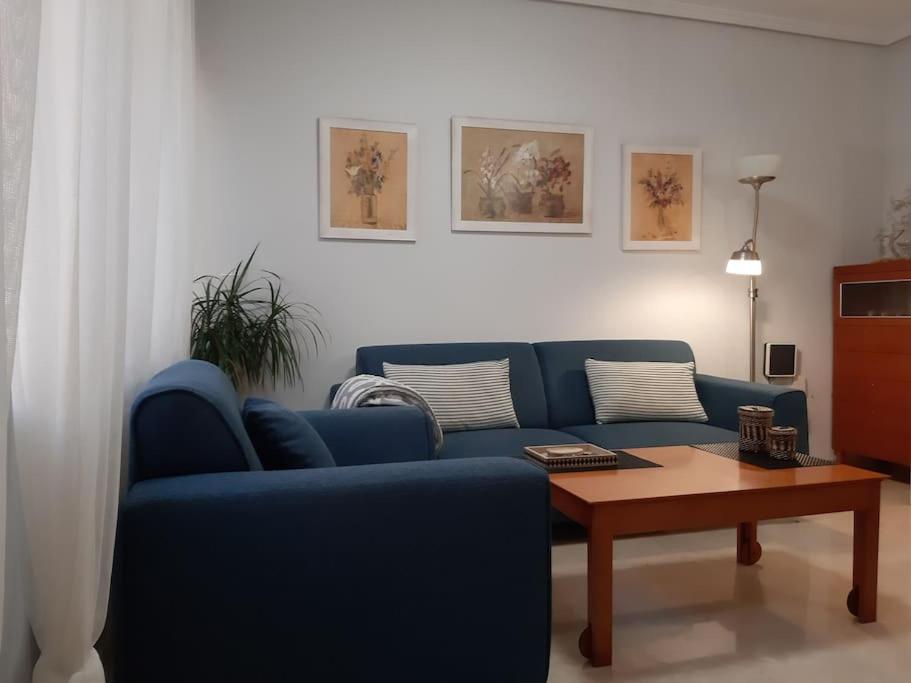 Ferienwohnung Nuevo-Luminoso Y Moderno. Parking Gratis!! Sevilla Exterior foto