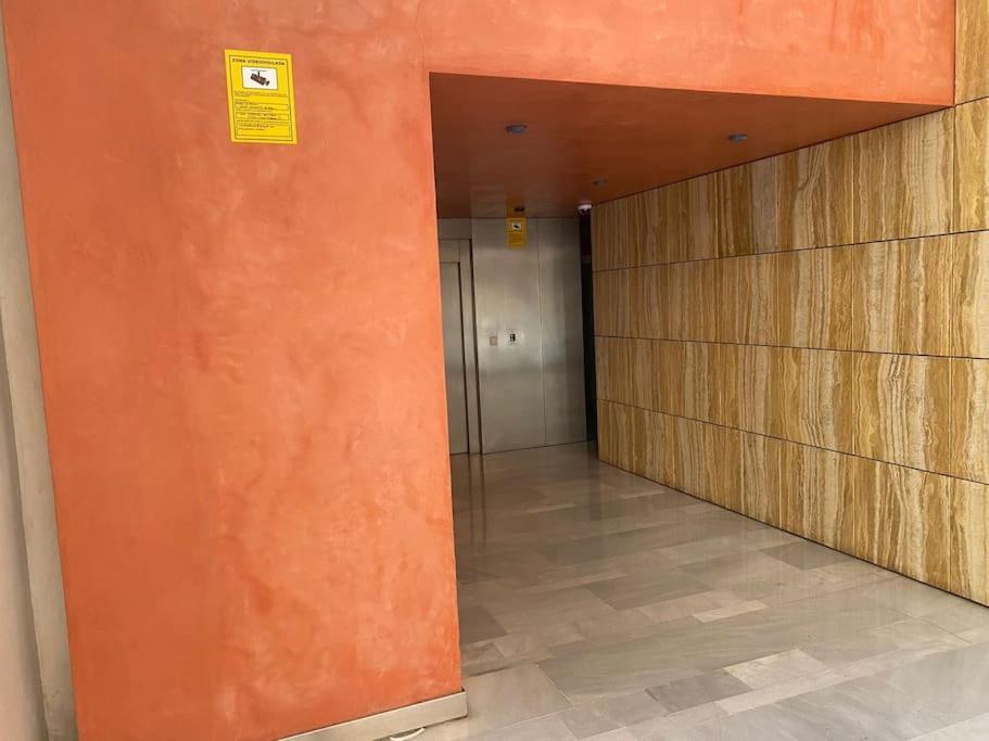 Ferienwohnung Nuevo-Luminoso Y Moderno. Parking Gratis!! Sevilla Exterior foto